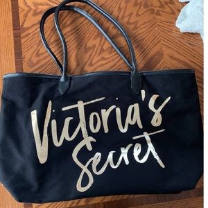 👜🌟Victoria Secret Tote🌟👜